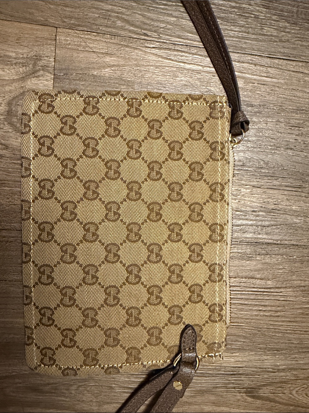 Gucci wristlet - Picture 5 of 12